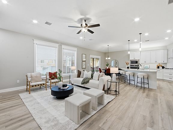5th image of 3641 N Lakeway Ct
