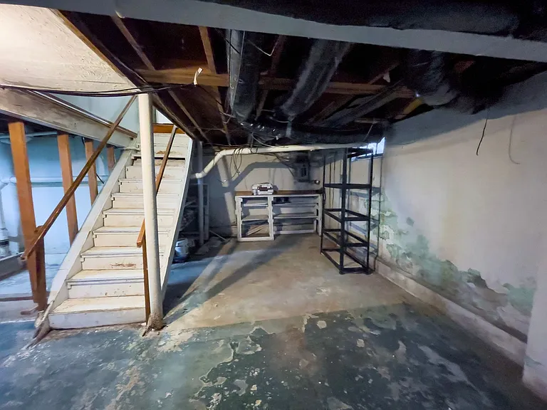 1408 N Mann Ave — Photo 30