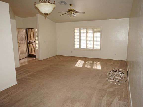 2nd image of 3000 W Placita Montessa