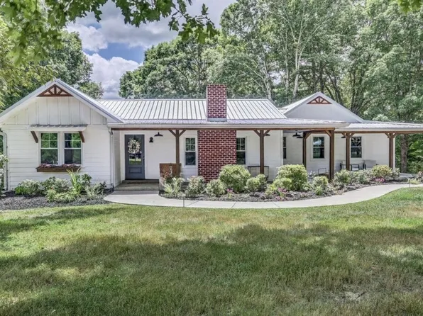 7120 Wallace Rd, Fairview, TN 37062