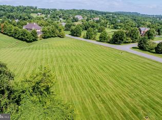 40611 Farm Market Rd, Leesburg, VA 20176