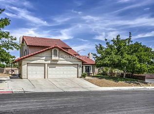 8700 Pavia Dr, Las Vegas, NV 89117