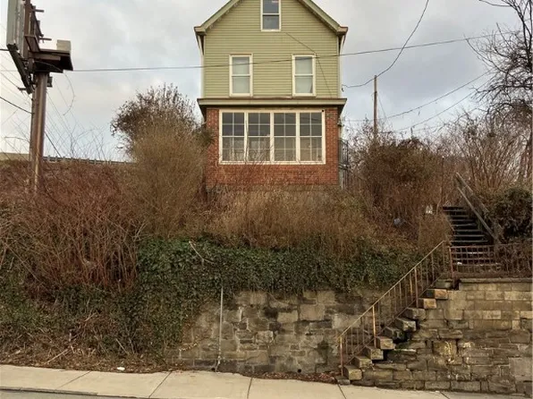 505 S Park St, East Pittsburgh, PA 15112