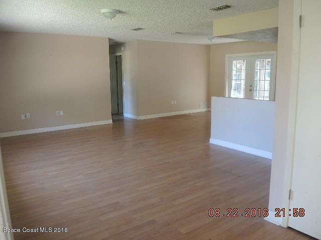 2nd image of 3975 Monterey St