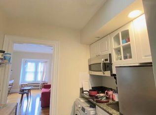 230 Newbury St APT 41, Boston, MA 02116