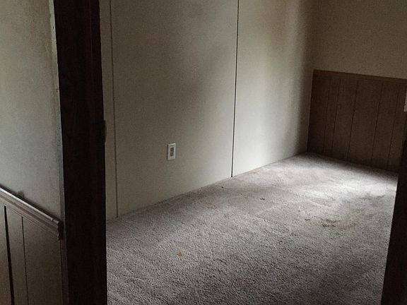4th image of 1400 Pine Dr Lot 18