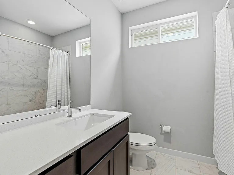 801 N Bluff Dr #33 — Photo 20