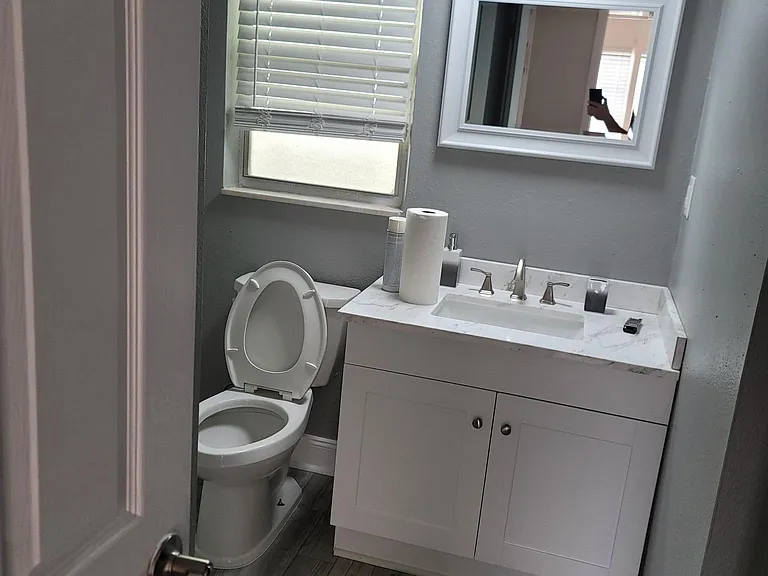 464 N Paula Dr #203 — Photo 5