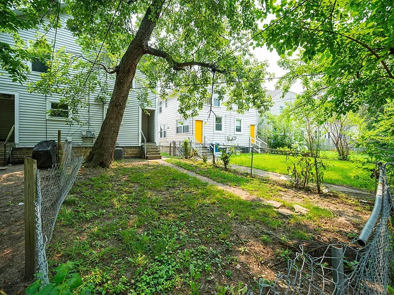 1431 N 6th St — Photo 11