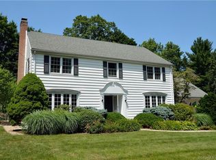 10 Long View Rd, West Hartford, CT 06107