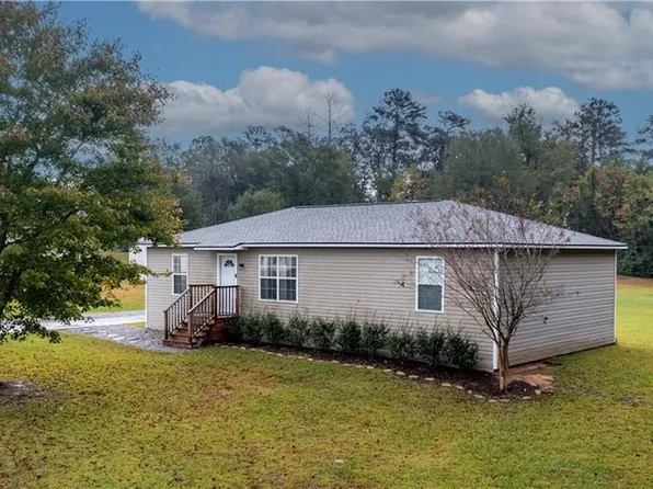 135 Joy Ln, Pineville, LA 71360