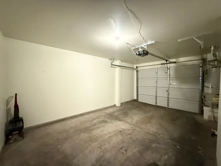 3305 Cheyenne Gardens Way — Photo 25