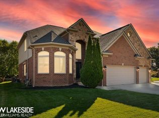 43526 Pintail Dr, Clinton Township, MI 48038