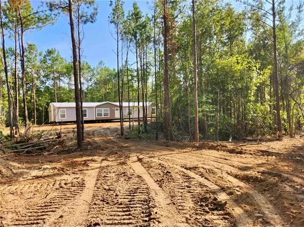 49 Ridge Rd, Seale, AL 36875