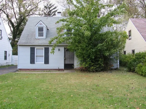 19119 Longbrook Rd, Warrensville Heights, OH 44128