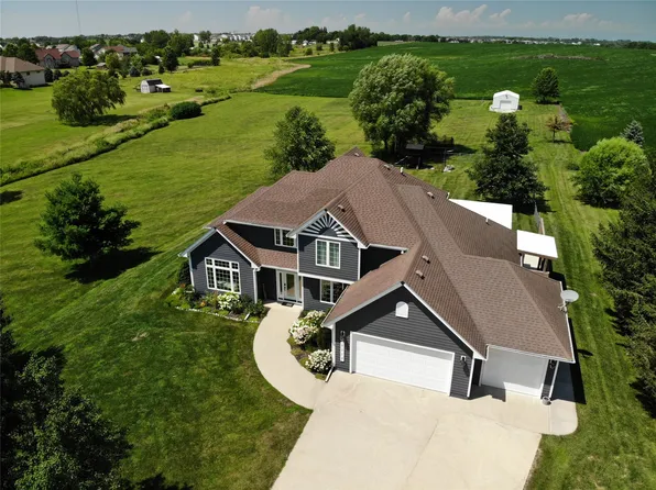 8212 NE 27th Ave, Altoona, IA 50009