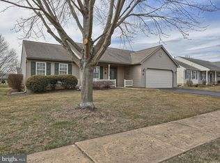 17 Bower Dr #L-0220, Myerstown, PA 17067
