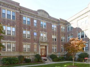 10-12 Greenway, Brookline, MA 02446