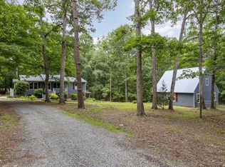 3200 Twin Streams Rd, Chapel Hill, NC 27516