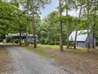 3200 Twin Streams Rd, Chapel Hill, NC, 27516