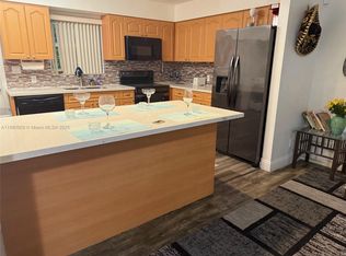 2452 Madison St, Hollywood, FL 33020