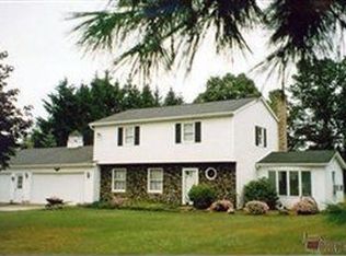 42927 Apples Way Dr, Leetonia, OH 44431