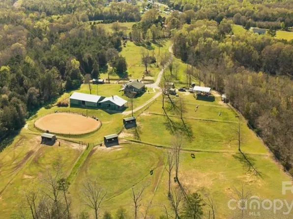 5835 Kreps Rd, Clover, SC 29710