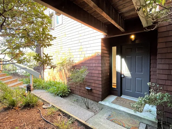 515 Headlands Ct, Sausalito, CA 94965