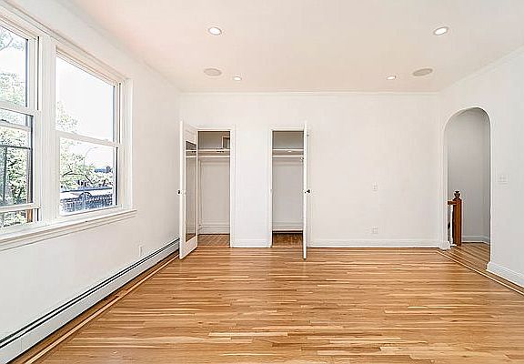 5th image of 49-02 30th Ave #22