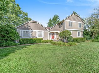 4058 Nancy Dr, Brighton, MI 48114