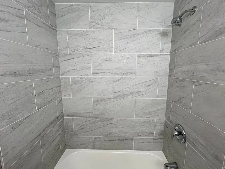 1515 Maple Ave — Photo 12
