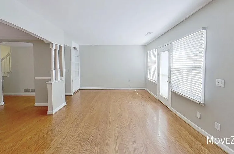 3003 Overton Dr #D — Photo 8