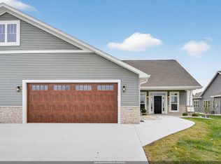 1386 Lighthouse Village Rd, Fond Du Lac, WI 54937