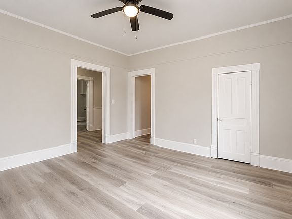 4th image of 1200 E Green Dr APT A
