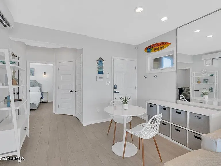 903 Ocean Ave #4 — Photo 8