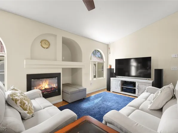 7950 W Flamingo Rd Unit 2142, Las Vegas, NV 89147