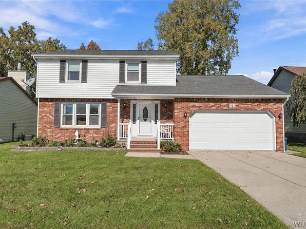 4 Cherrywood Dr, Cheektowaga, NY 14227