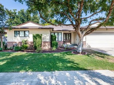 6224 N 3rd St, Fresno, CA, 93710