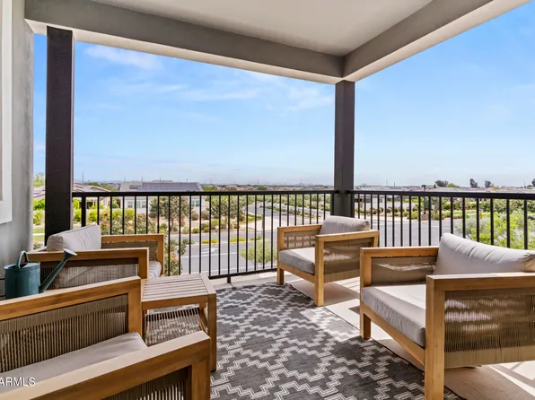 11300 N CASA DEGA Drive #1032, Surprise, AZ 85388