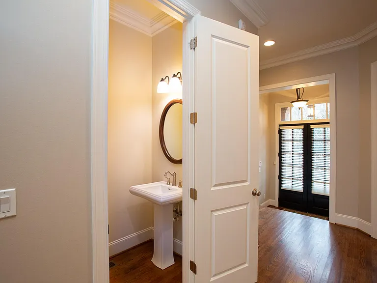 653 Lockton Pl — Photo 22