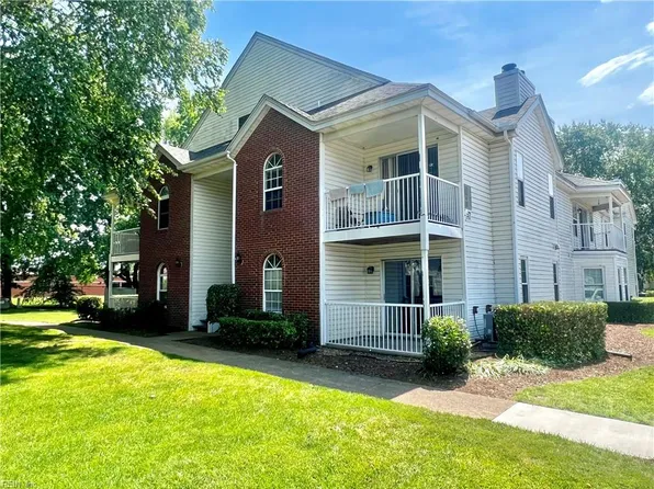 1321 Ivywood Rd, Virginia Beach, VA 23453