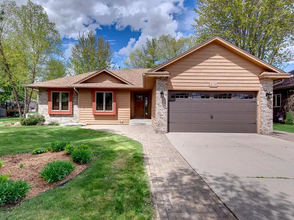 612 Gill Ln, Northfield, MN 55057