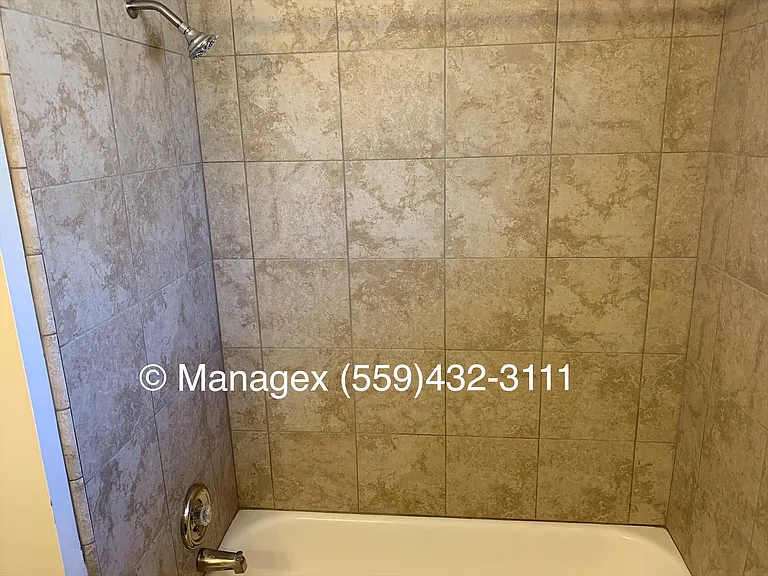 6448 N Colonial Ave #103 — Photo 12