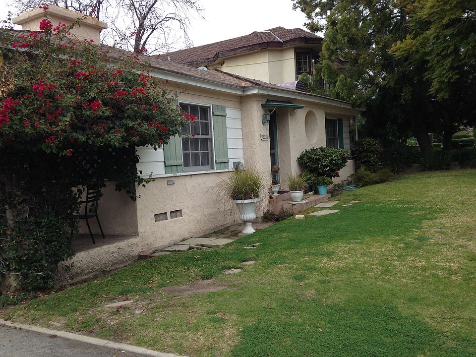 2nd image of 1801 North Verdugo Road