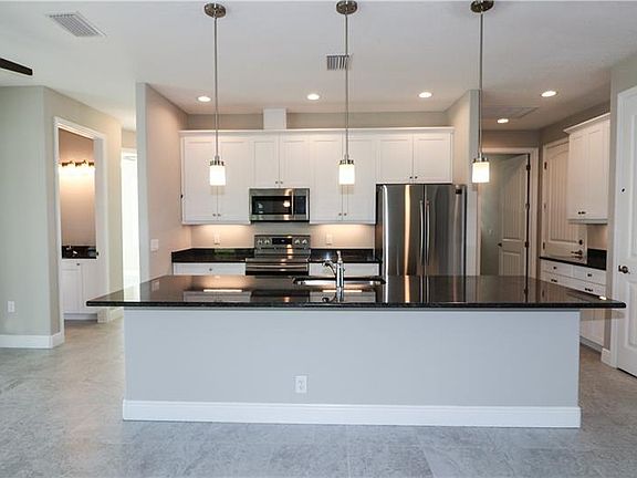 5th image of 59 Pine Valley Ln