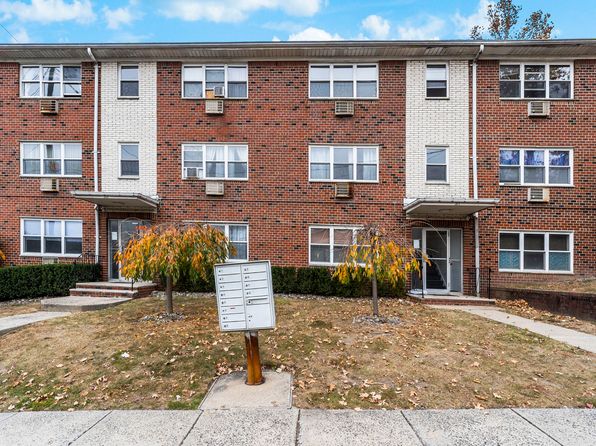 313 Grantwood Blvd #6