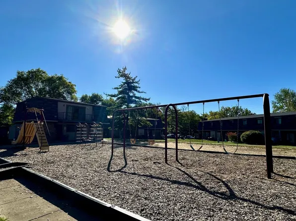 9000 Westfield Apartments