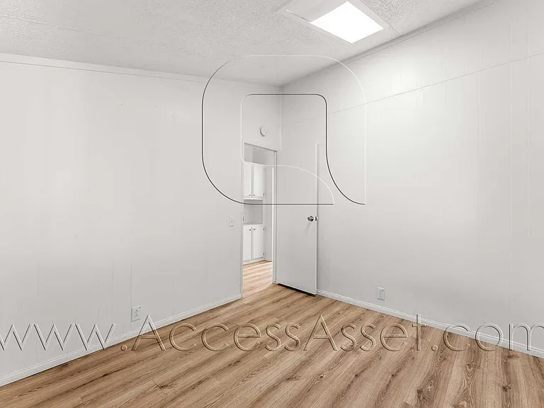 1360 Cabrillo Dr — Photo 19