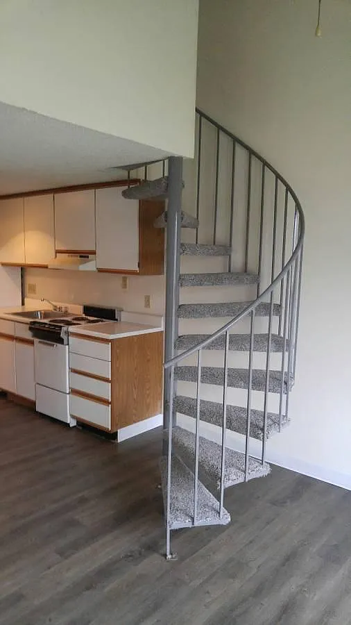 1 bed, 425 sqft, $925 — Photo 3