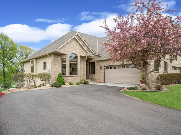 2098 Lake Augusta Dr, Mendota Heights, MN 55120